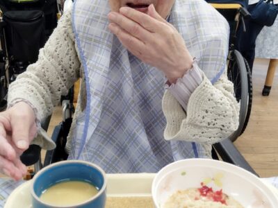 食事会